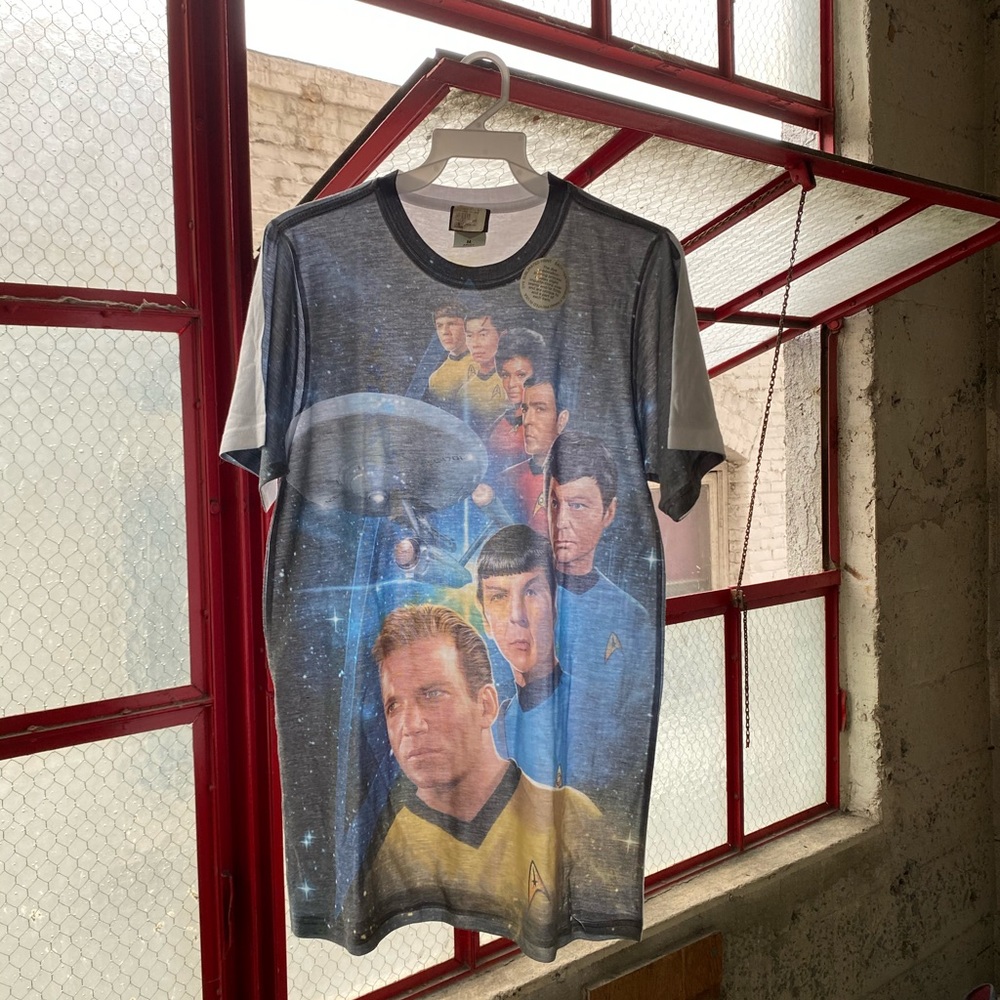Stark Trek original cast t-shirt licensed NWT